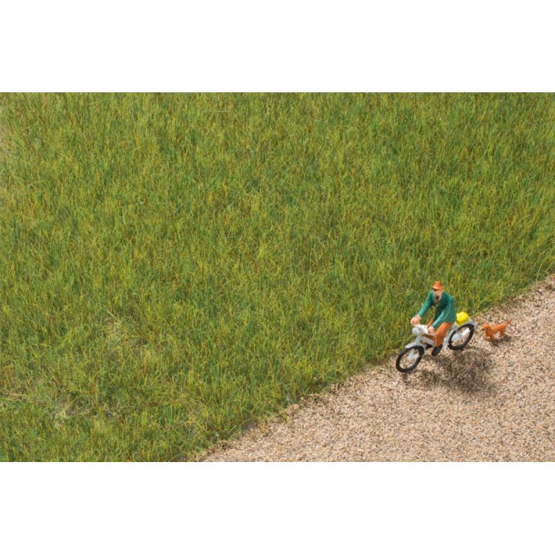 Auhagen 75611 Fű szóróanyag, sztatikus, 6 mm, középzöld, 50 g